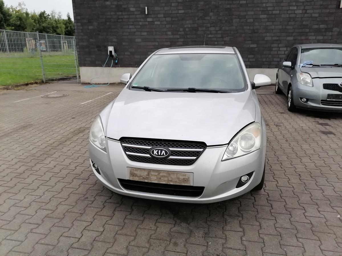 Kia Rio ED original R&uuml;cklicht R&uuml;ckleuchte Schlussleuchte rechts Flie&szlig;heck Bj.2007